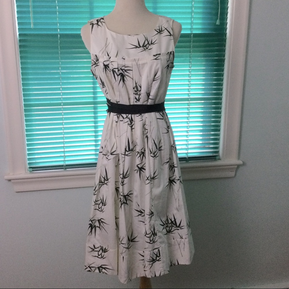 Talbots Petites Bamboo Print Pleated Tent Dress with Ribbon Tie Sz 8p
